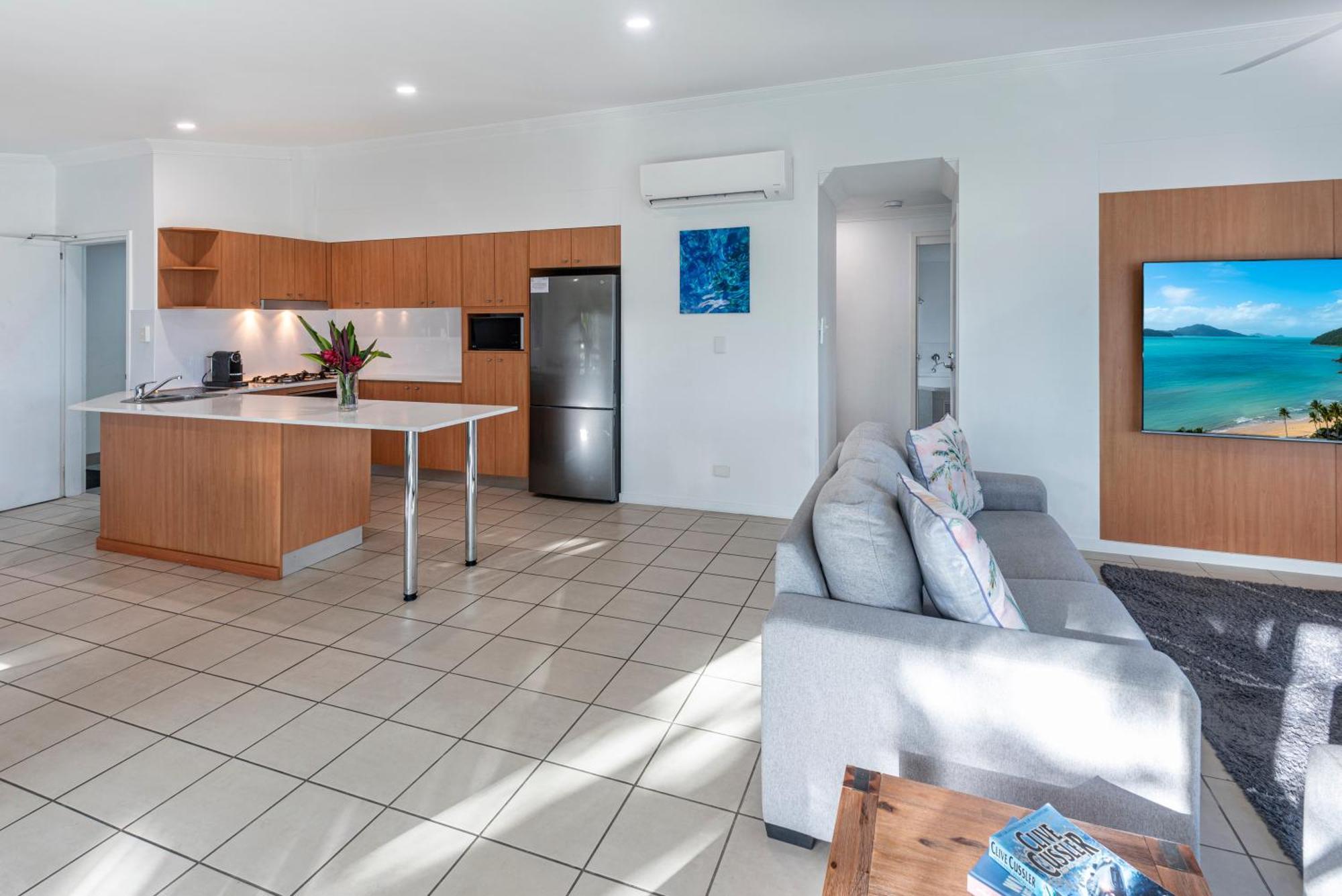 Oasis Apartments On Hamilton Island By Hiha Exterior photo